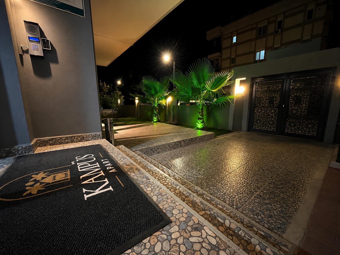 Kampüs Apart Otel - Bahçemiz